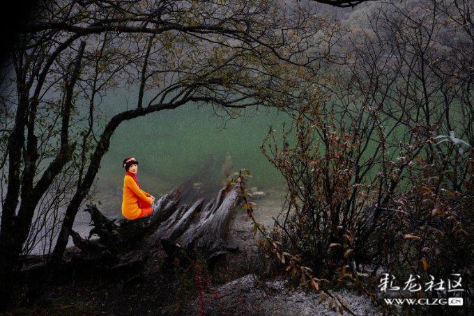 逃离地下古寺庙